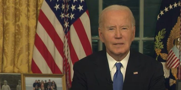 Biden sale con fuerza al etiquetar a Trump como oligarca