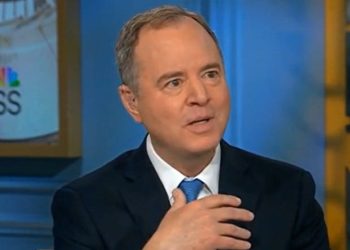 Adam Schiff suelta el martillo y advierte a Trump que no se meta con California