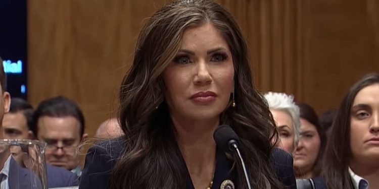 Kristi Noem supera el último obstáculo para la confirmación como secretaria del DHS: se espera la votación del Senado el sábado | El experto en puerta de enlace