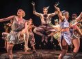 Reseña: el renacimiento de Cabaret en Broadway