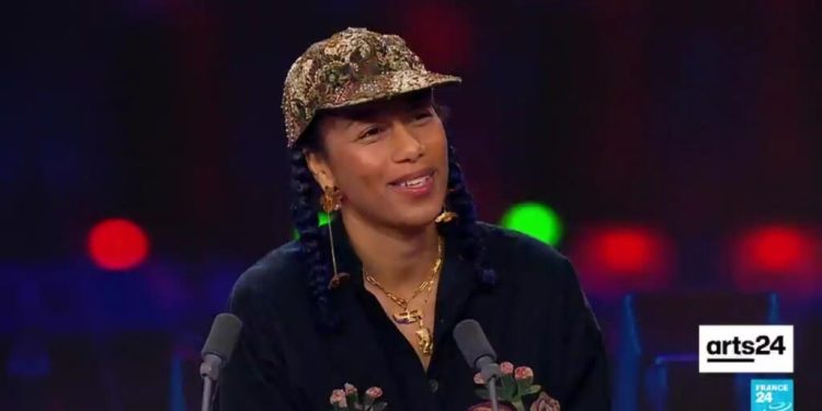 Aja Monet: De Bard a Band Leader