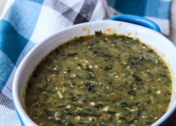 Un plato vegano abundante y sabroso