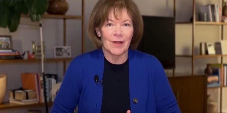Otro senador demócrata anuncia la jubilación como partido en desorden después de aplastar la derrota ante Trump: la senadora de Minnesota Dem, Tina Smith, no buscará la reelección | El experto de la puerta de entrada