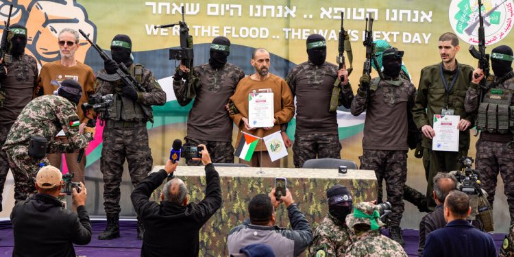 Se espera que Hamas lance 3 rehenes israelíes más: actualizaciones en vivo