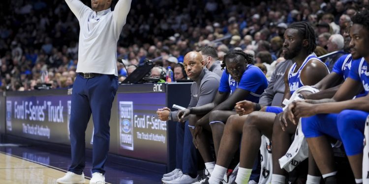 Tropecillado Seton Hall, DePaul mira a terminar con rachas perdedoras