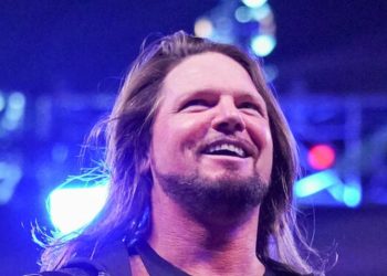 WWE estaba tratando de lastimar a AJ Styles y avergonzarlo, dice el Salón de la Fama; señala cómo lo hicieron (exclusivo)
