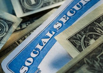 No, los jóvenes de 150 años no están recolectando beneficios del Seguro Social