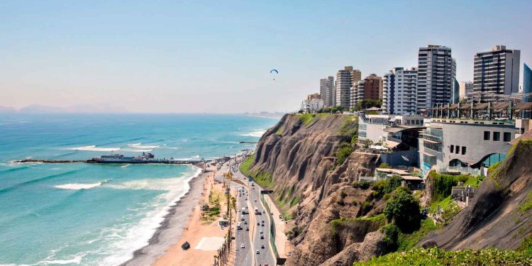 Paquetes Tour de Lima Perú: Historia, comida y aventura