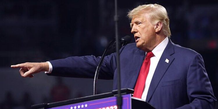 Trump en serio acerca de combatir la censura global