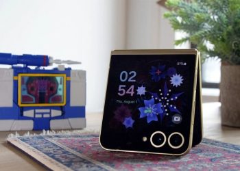 El teléfono plegable más popular de Samsung está a punto de ser más asequible