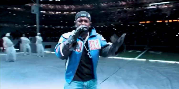 Kendrick Lamar bombea en el Show de Halftime de Super Bowl LIX (Video) | El experto de la puerta de entrada