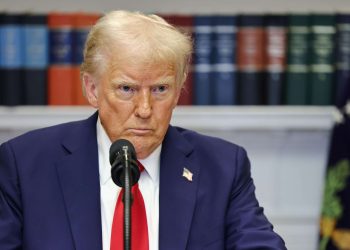 Los legisladores del Partido Republicano se dividen sobre recortes de impuestos y legislación de seguridad fronteriza