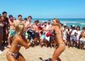 ¡Las vacaciones de primavera se volvieron locas! Bikini -Blad Spring Breakers participan en un partido de boxeo ilegal, con apuestas criptográficas (video) | El experto de la puerta de entrada