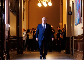 Doug Ford defiende a Canadá mientras se da un paso adelante para enfrentarse a Trump