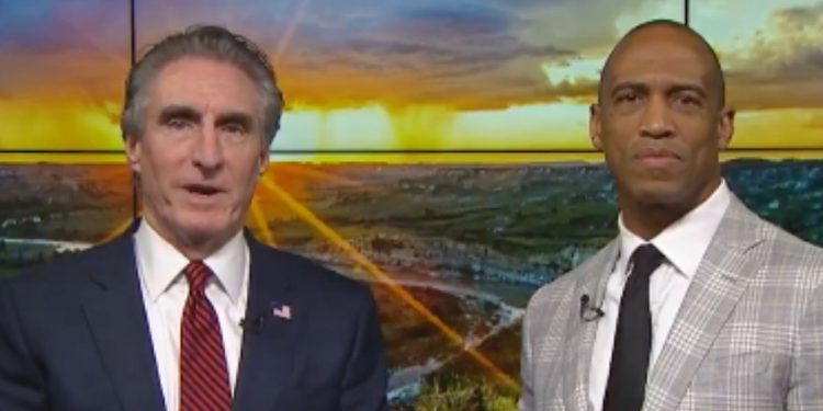 Presidente Trump, por favor despide a Doug Burgum de inmediato