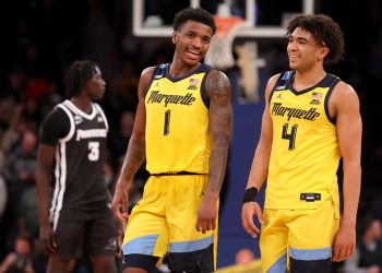 Las personas mayores llevan a Marquette al enfrentamiento con Nuevo México