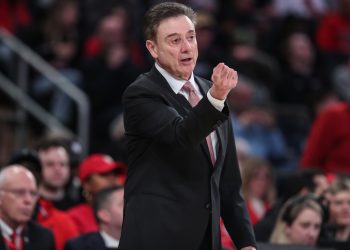 Rick Pitino abre sobre una posible reunión con Chris Mullins en el personal de Red Storm