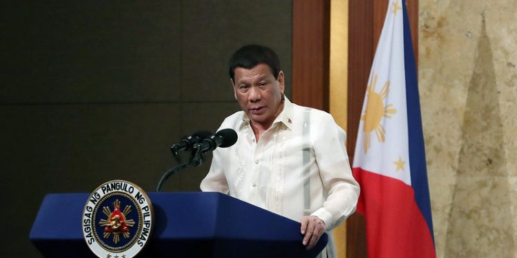 El ex presidente de Filipinas, Rodrigo Duterte, arrestó a la orden de la CPI por presuntos crímenes contra la humanidad relacionados con su campaña antidrogas | El experto de la puerta de entrada