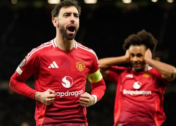 Fernandes devuelve a Ratcliffe sobre la boba 'pagada en exceso' en el Manchester United | Noticias de fútbol