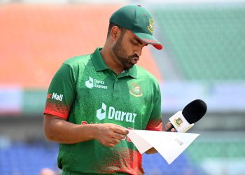 Tamim Iqbal sufre un ataque cardíaco durante el partido de cricket DPL | Noticias de cricket