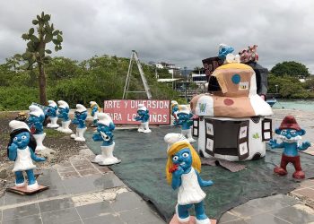 Ecuador's Edge: Abrazando las tradiciones de la isla de Galápagos