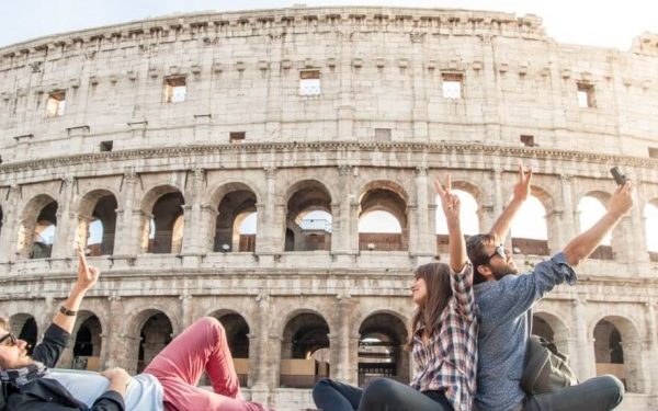 Durante la noche, los estancia en Italia posicionan al país en segundo lugar a España