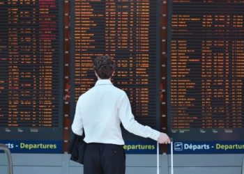 Los viajes aéreos en Francia enfrenta impuestos más altos