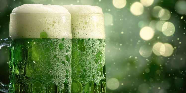 Cómo las tarifas de alcohol de Trump podrían hacer que el Día de San Patricio sea más caro