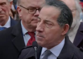 Jamie Raskin borra el memorando del Departamento de Droprimina Pro-Crime Trump