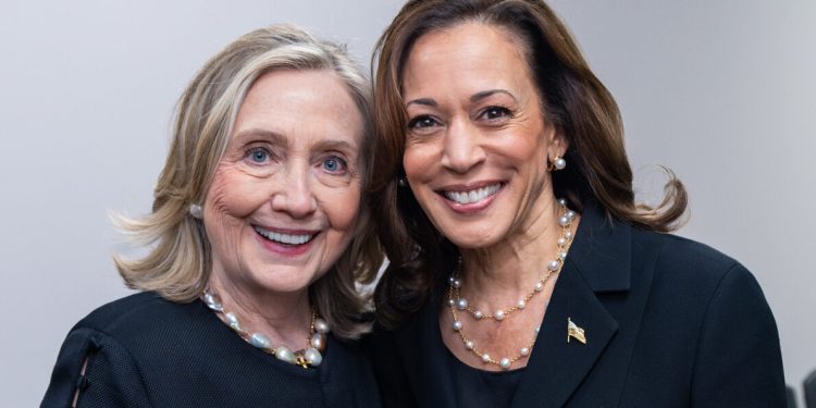 Trump revoca la autorización de seguridad de Hillary Clinton, Kamala Harris y la Cabal izquierdista radical | El experto de la puerta de entrada
