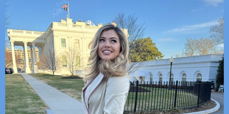 ¡Natalie Winters está en llamas! Corresponsal de la Casa Blanca y editor ejecutivo de la Casa Blanca que toma nombres en Washington como noticias falsas para degradar su dominio de los medios | El experto de la puerta de entrada