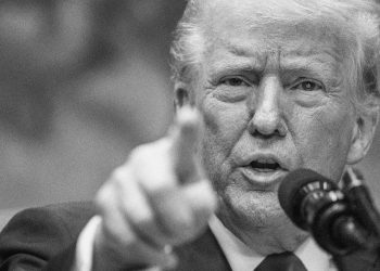 Bajo Trump, se les dice a los científicos de IA que eliminen el 'sesgo ideológico' de modelos poderosos