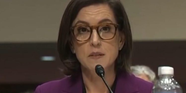 Trump DoJ convoca a los alguaciles estadounidenses para advertir a la abogada de perdón de la era de Biden por testificar en la audiencia de 'sombra' de los demócratas del Congreso. Ella testifica de todos modos (video) | El experto de la puerta de entrada