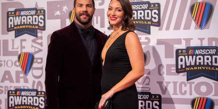 Bubba Wallace revela cómo su esposa Amanda y su hijo Becks le dieron fuerza para «moverse» de la raza de Bristol 'áspera'