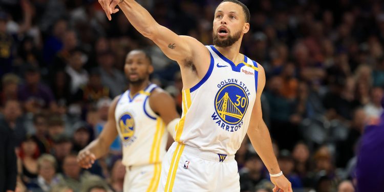 ¿Cómo fue la superestrella de los Warriors contra Phoenix Suns? (8 de abril)