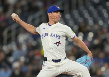 Chris Bassitt, Blue Jays Shiff 19 Batters en victoria sobre Bravos