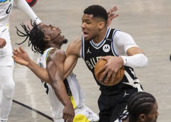 Indiana Pacers vs Milwaukee Bucks Juego Estadísticas de jugadores y puntajes de casilla para el 1 de abril de 2025