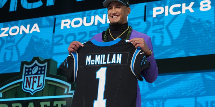 Fans de los Cowboys en ruinas como el draft de los Panthers Tet McMillan con la selección No. 8