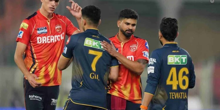 Lista completa de ganadores de premios, Jugador del Match, Scorecard & Records