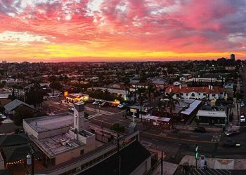 Contribuyentes que cubren alquileres de la Sección 8 de California que cuestan más de $ 7,000 por mes cerca de la frontera mexicana