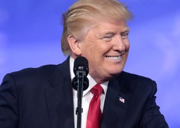 Sí, Trump podría cumplir un tercer mandato. El profesor de derecho explica cómo