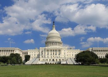 House aprueba que los jueces de los tribunales de distrito limiten el proyecto de ley para detener las acciones ejecutivas