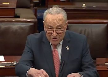 Chuck Schumer bloquea a los nominados a los fiscales estadounidenses de Trump