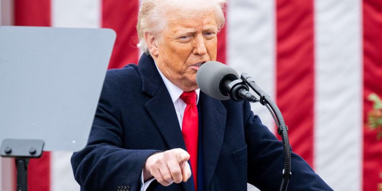 Trump abusa del poder del gobierno para castigar a los bufetes de abogados de los demócratas