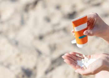 No se salte la loción de protección solar – Mujeres saludables