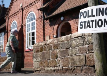 Reform UK gana elecciones especiales por seis votos, en golpe a Starmer