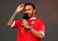 Lewis Hamilton establece un objetivo ambicioso para GP español de F1 después de vencer a Charles Leclerc en clasificación