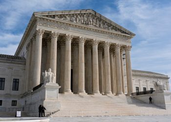 ¿Qué está en juego en el caso de ciudadanía de derecho de nacimiento de la Corte Suprema de los Estados Unidos? | Noticias de Donald Trump