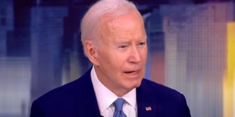 Los médicos arrojan agua fría en la declaración de Biden de que los médicos solo encontraron cáncer de próstata metastásico la semana pasada