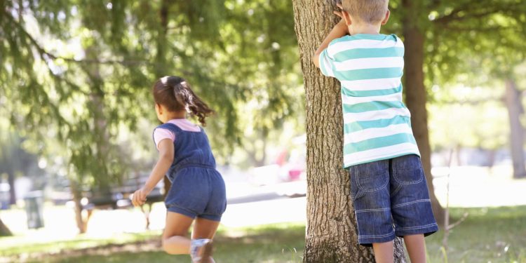 Brickbat: Campeón de escondite y busca